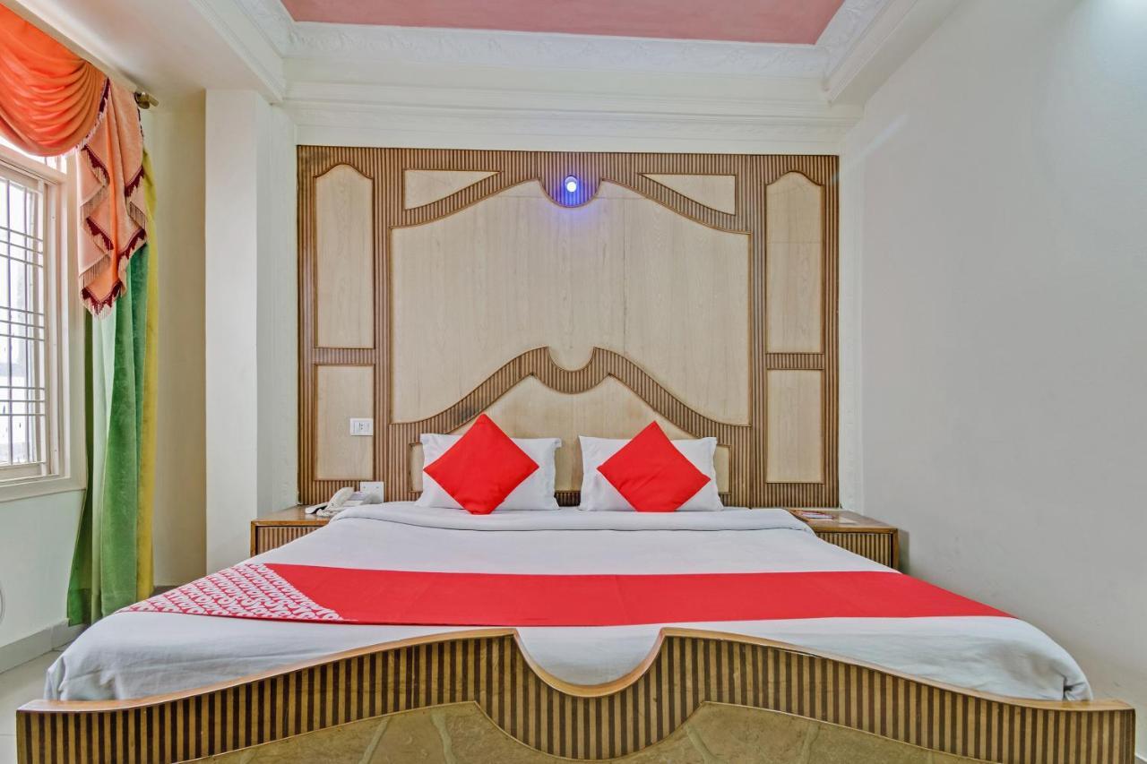Oyo 24888 Hotel Sham Palace Katra  Eksteriør billede