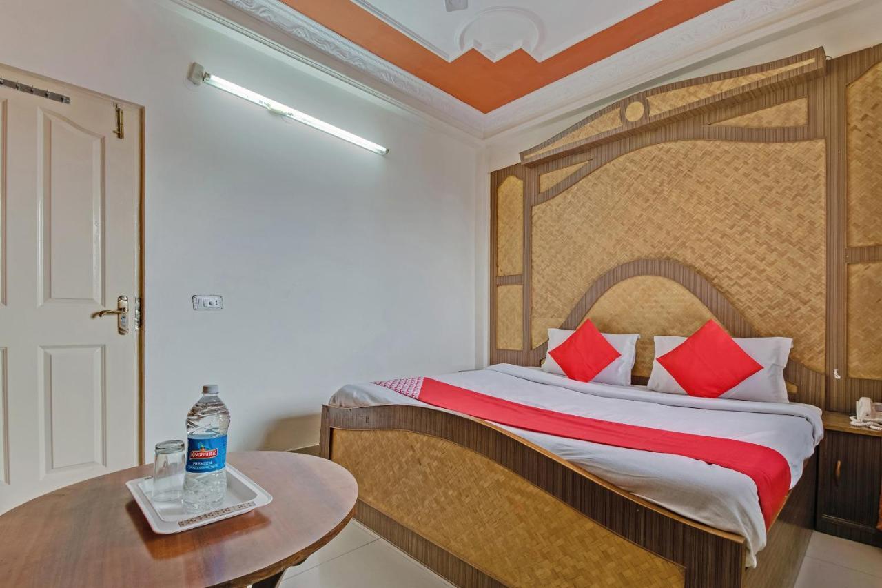 Oyo 24888 Hotel Sham Palace Katra  Eksteriør billede